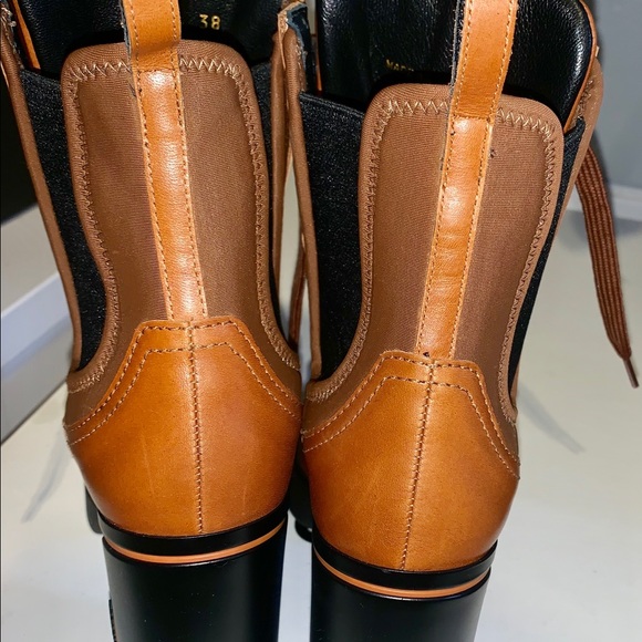 Authentic Prada color block boots - Picture 4 of 7